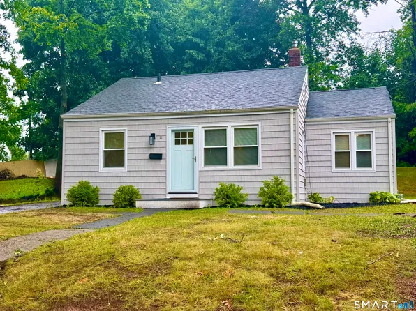 11 Elmhurst Circle, West Hartford, CT 06110