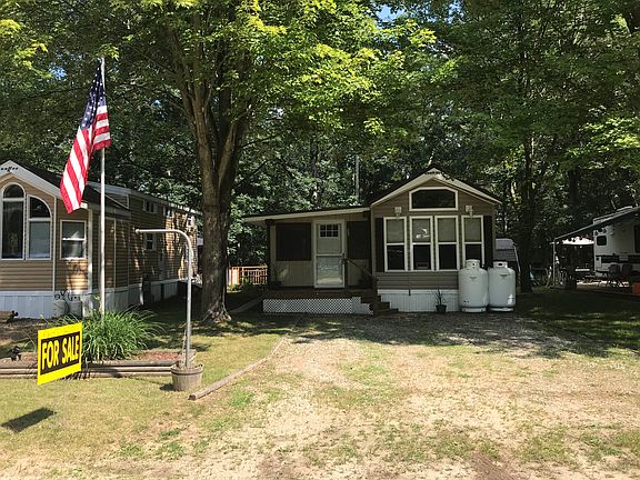 3rd image of 4799 S Spruce Ave Lot 69