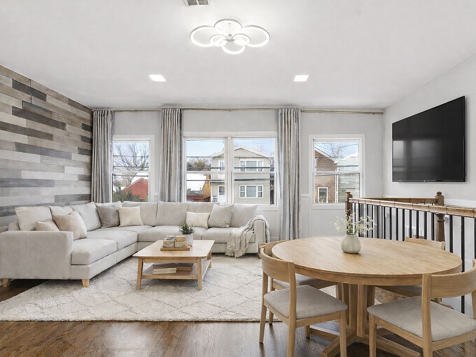 1st image of 114 Bleecker St #1