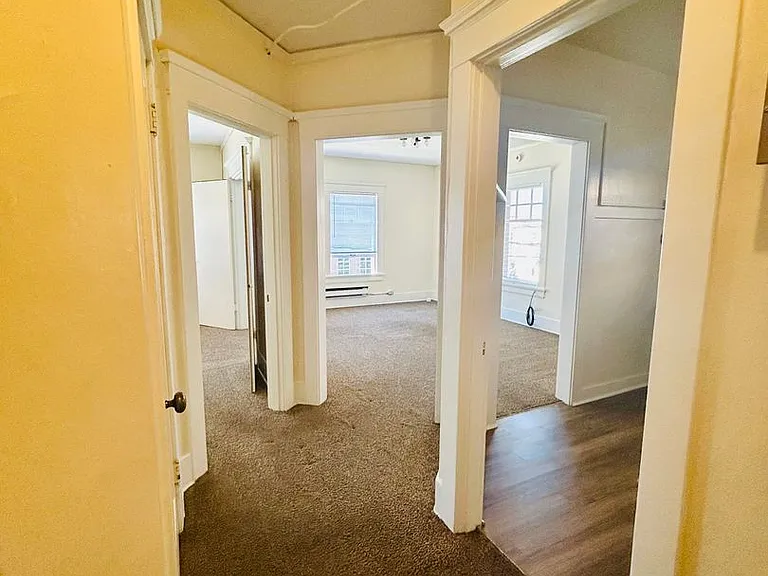 207 Yakima St — Photo 21