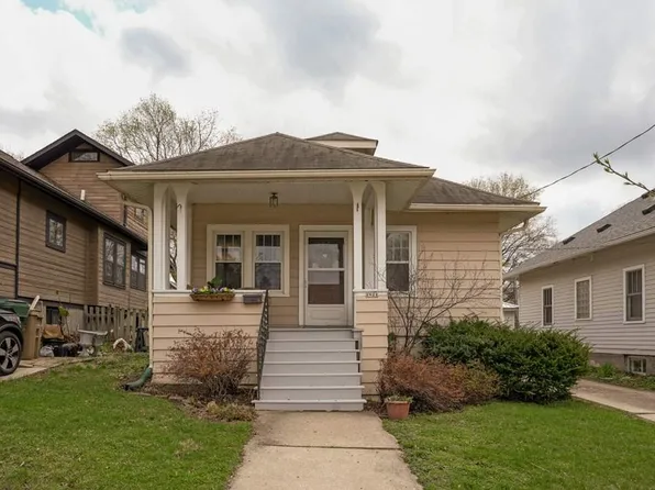 2821 Oakridge Ave, Madison, WI 53704