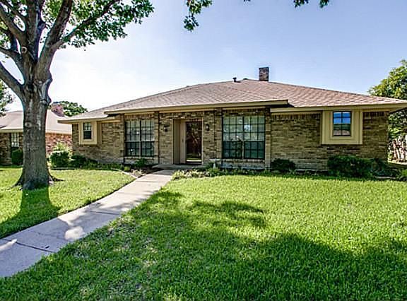 2nd image of 1017 Goldenrod Dr