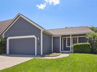 8317 NE 115th St, Kansas City, MO 64157