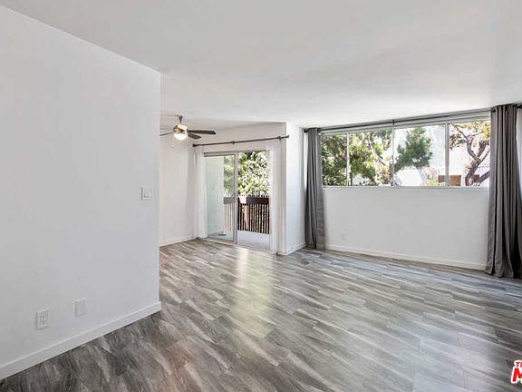4th image of 5900 Canterbury Dr APT A322