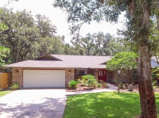 1887 Castle Woods Dr, Clearwater, FL 33759