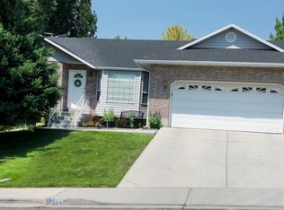 1067 E 100th St S, Lindon, UT 84042