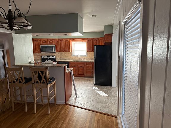 4th image of 4819 E Beverly Mae Dr