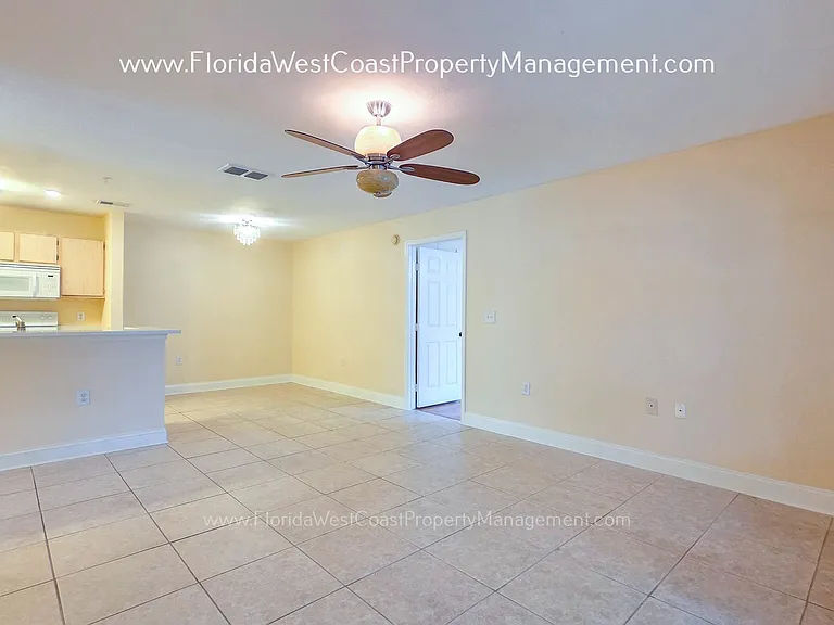 7417 Vista Way #101 — Photo 3