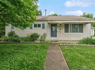 27 Sillman Ct, Fairborn, OH 45324