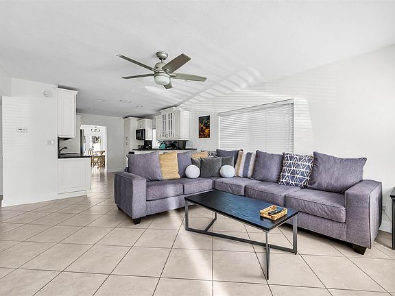 3rd image of 4641 Bougainvilla Drive