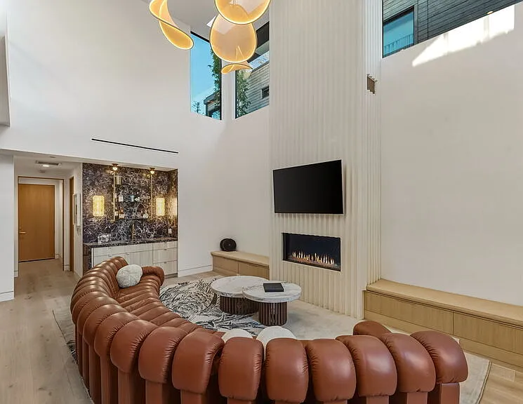 738 Palms Blvd — Photo 10