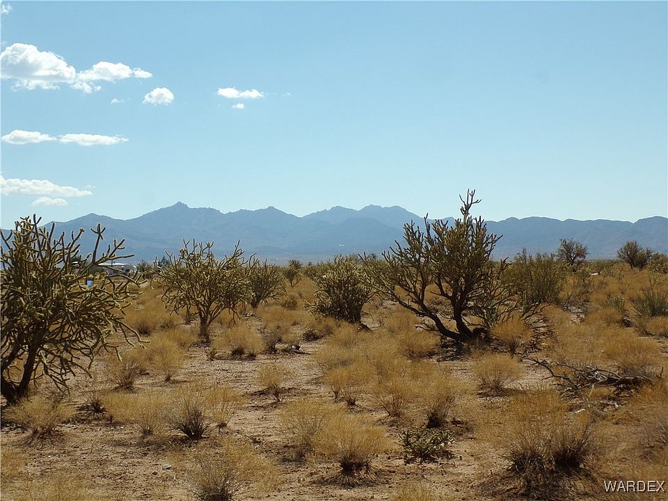 1st image of 5711 N Eric Drive