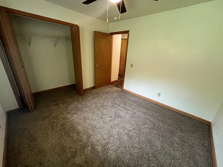 215 S Franklin St — Photo 12