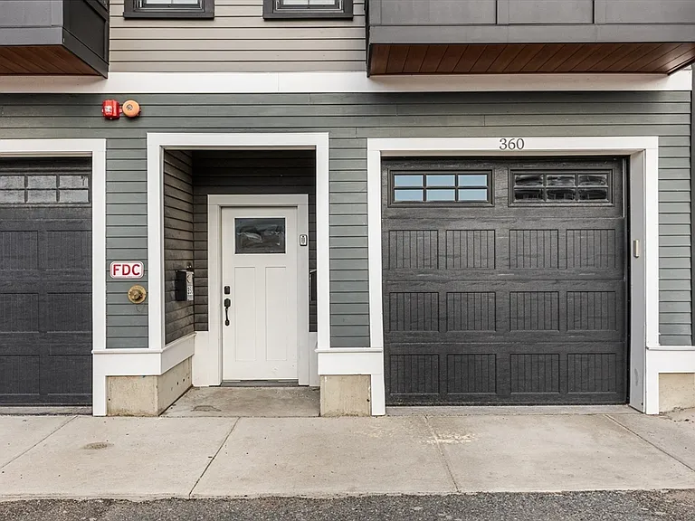 360 Athens St #360 — Photo 22