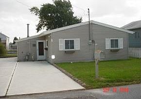 1st image of 126 E Brig Dr