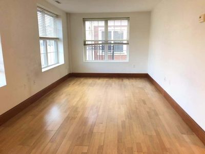 2440 Massachusetts Ave UNIT 1, Cambridge, MA, 02140