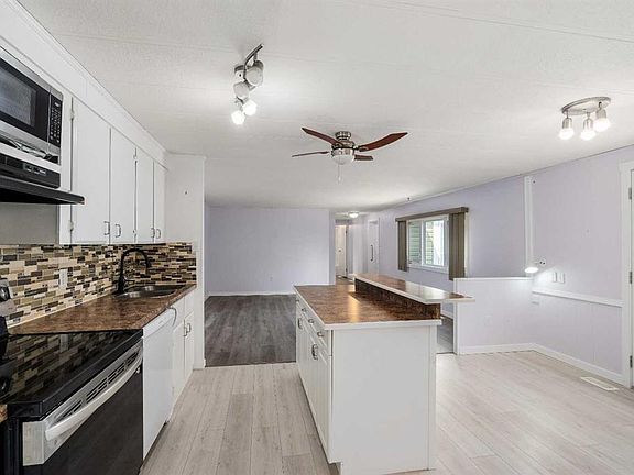 4th image of 34 Burroughs Pl NE
