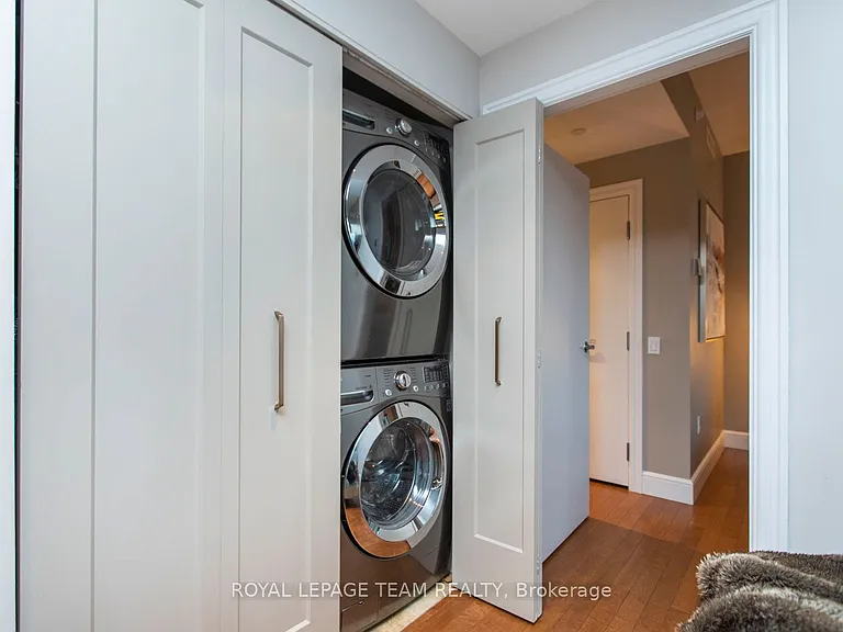 90 George St #1108 — Photo 19