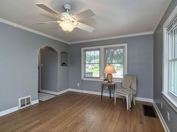 5th image of 513 N Grant St