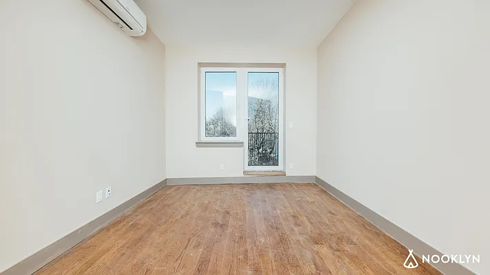 Rented by Nooklyn NYC LLC | media 8
