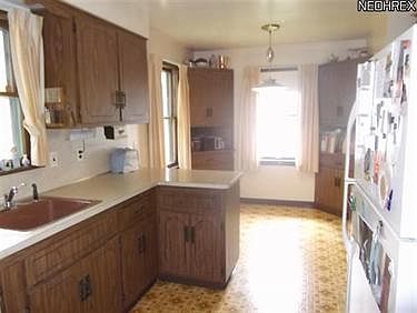2nd image of 4938 Allendale Dr