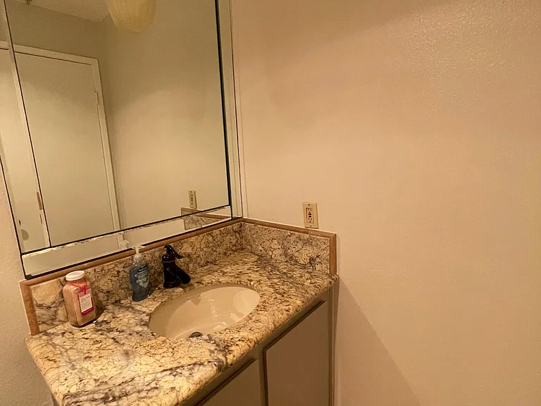 4055 Eagle St #202 — Photo 22
