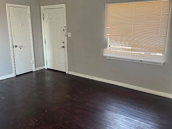 2nd image of 1806 Orange St