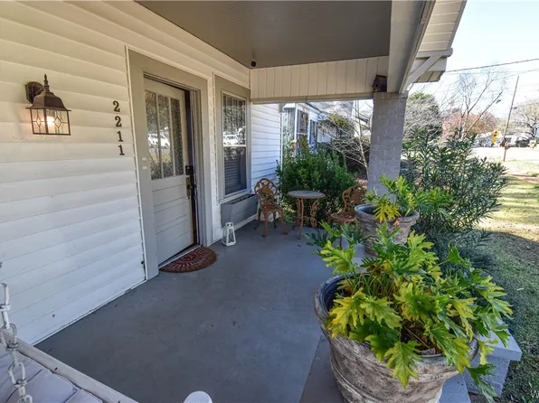 2211 20th St, Northport, AL 35476