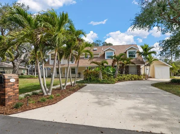 10635 HUSTON LANE, LARGO, FL 33774