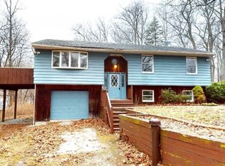 11 Sanoset Rd, Highland Lakes, NJ 07422