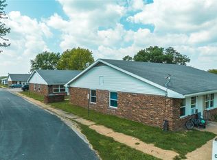104 N Oak St, Freeburg, MO 65035