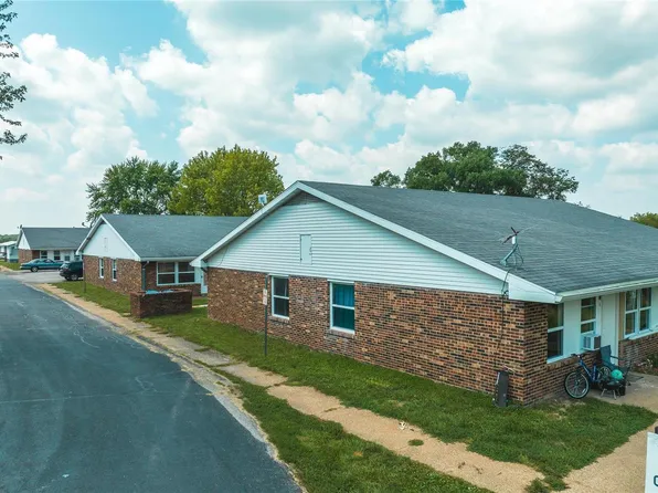 104 N Oak St, Freeburg, MO 65035