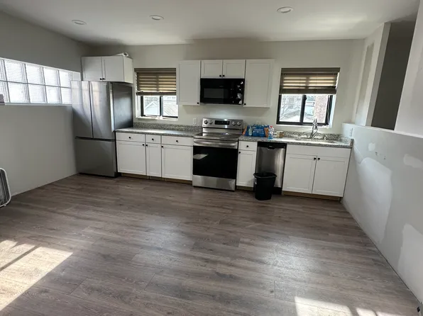 815 Merchant St Unit 1, Ambridge, PA 15003