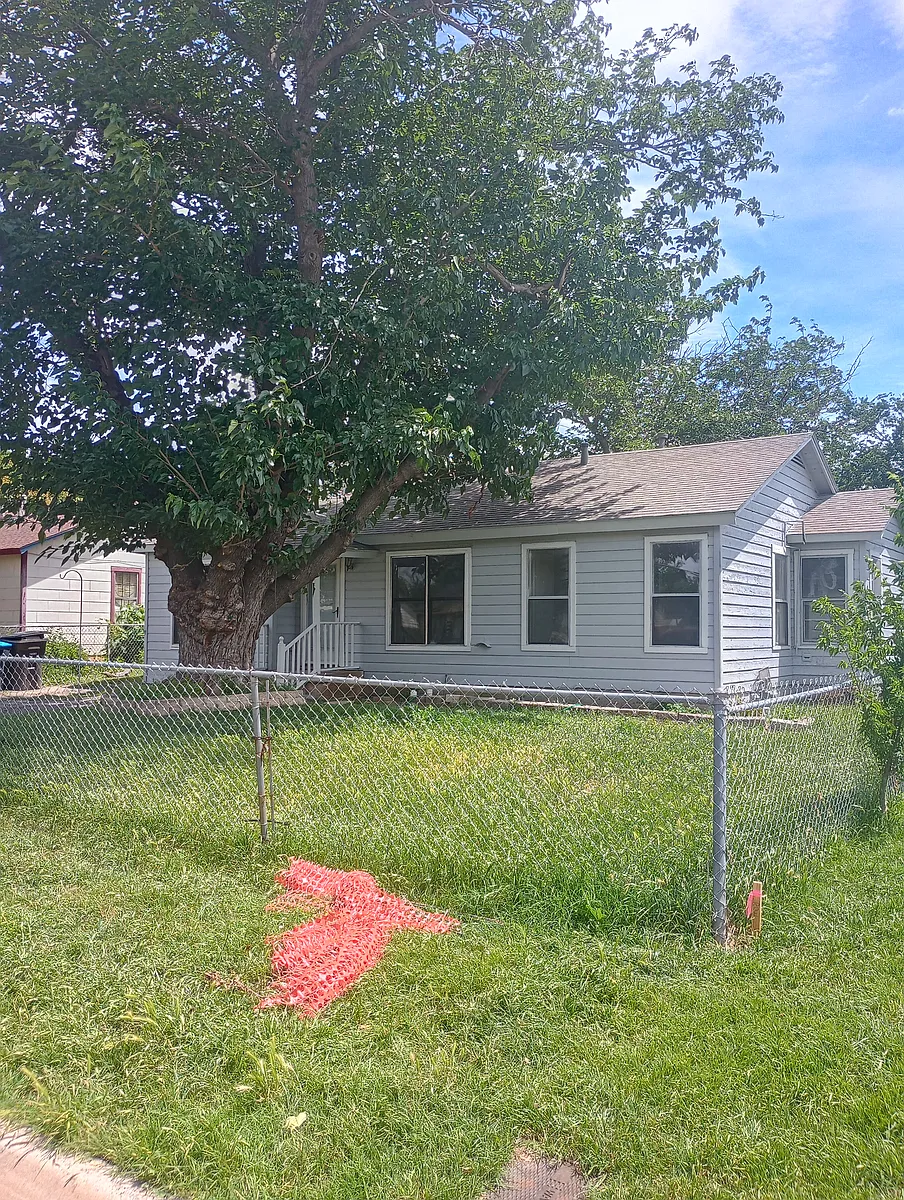 Building Photo - 3808 Neches St