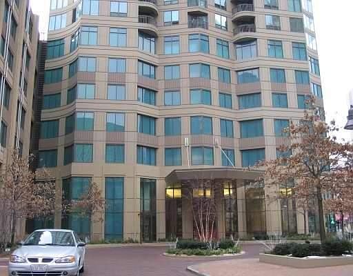 1st image of 400 N La Salle Dr APT 3603