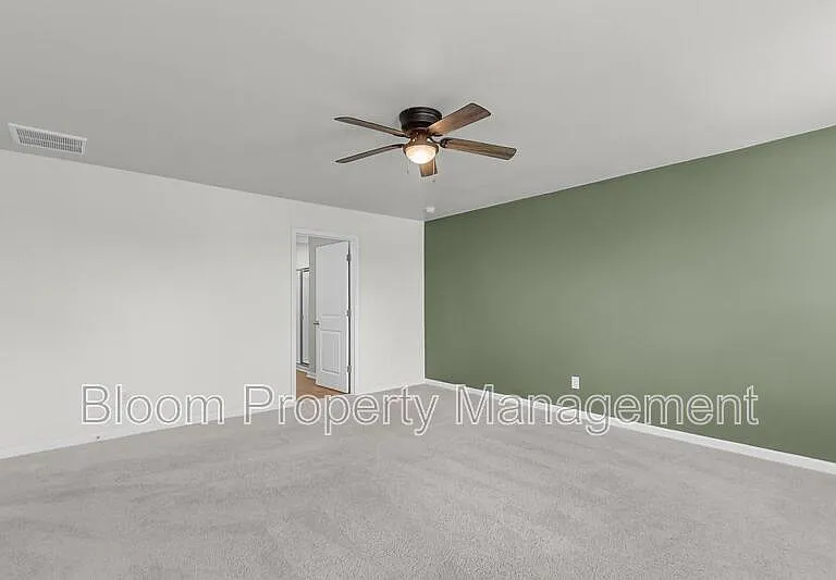 502 Lake Ridge Blvd — Photo 34