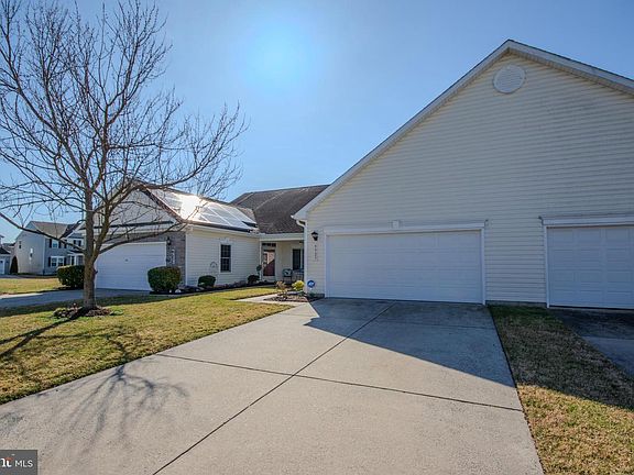 2nd image of 9523 Wedge Way