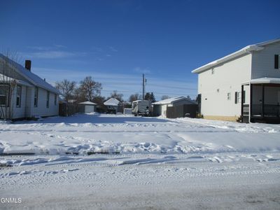 609 5th Ave W, Williston, ND, 58801