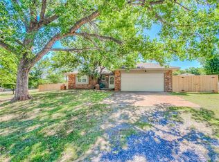 5822 SW Morgan Dr, Guthrie, OK 73044