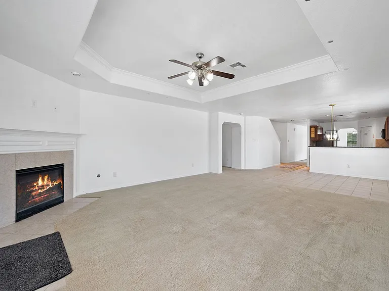 4614 Oak St — Photo 14