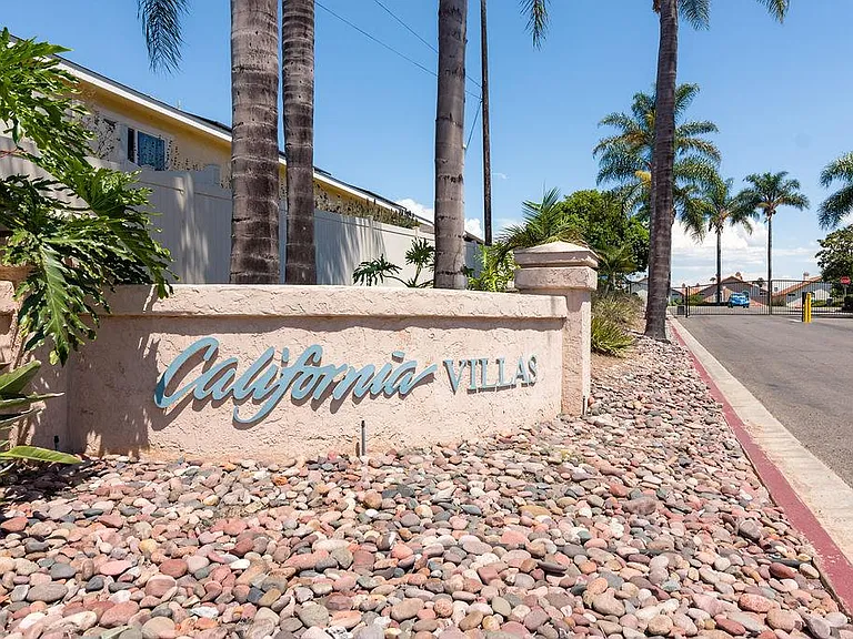 1768 Promenade Cir — Photo 2
