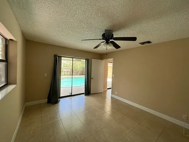 1455 Gallinule Dr — Photo 9