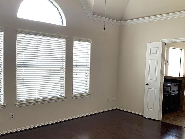 3021 Kisling St — Photo 14