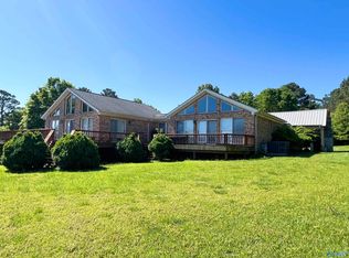 25 Mountain Laurel Ln, Guntersville, AL 35976