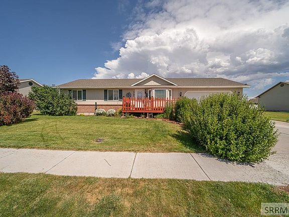 3rd image of 3196 Ivory Dr