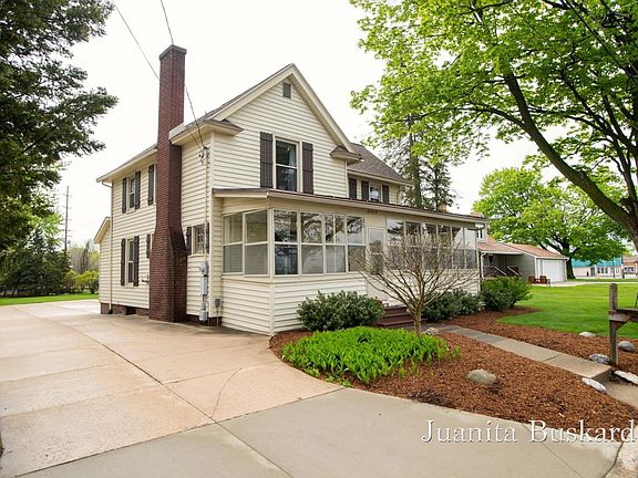 2nd image of 5518 School Ave