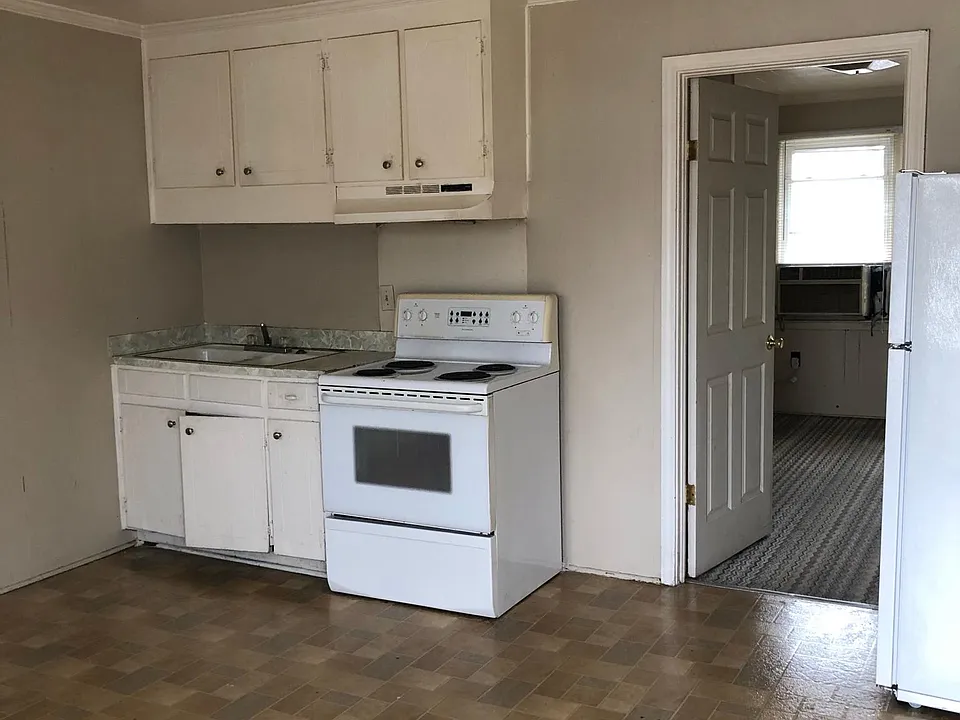 505 N Broad St #2