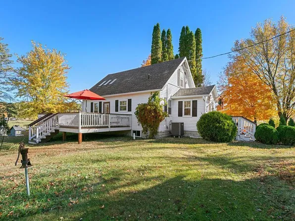 1260 County Road 8 SW, Waverly, MN 55390