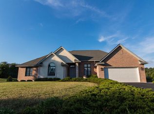 21 Blythe Dr #L, Peckville, PA 18452
