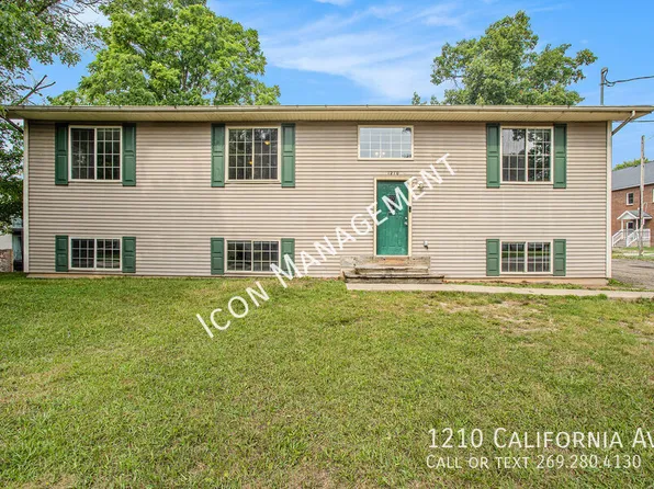 1210 California Ave, Kalamazoo, MI 49006